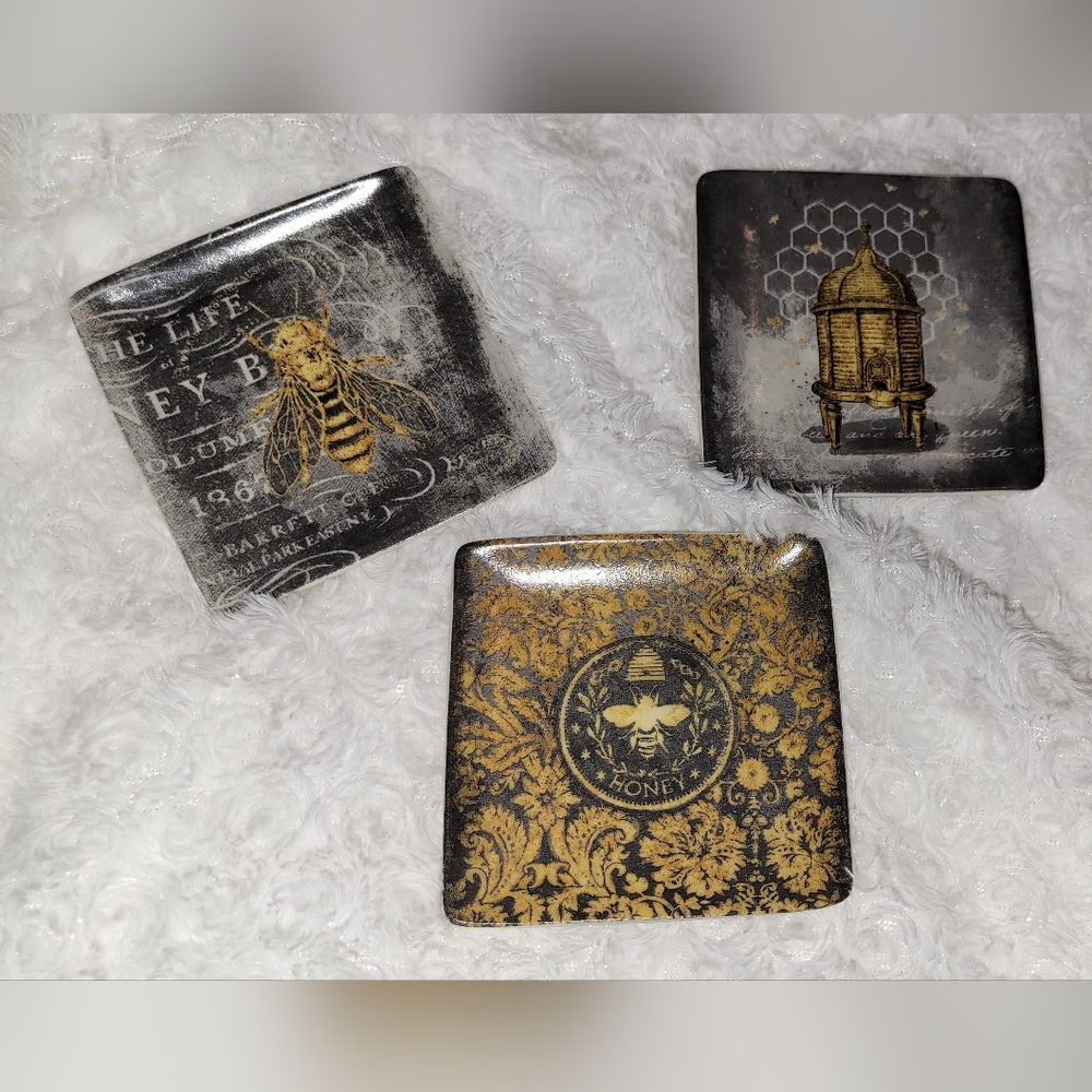 M. Chad & Barrett Bee Theme